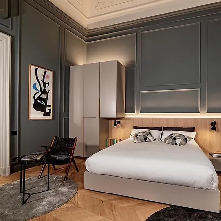 Luxury In The Center Of *